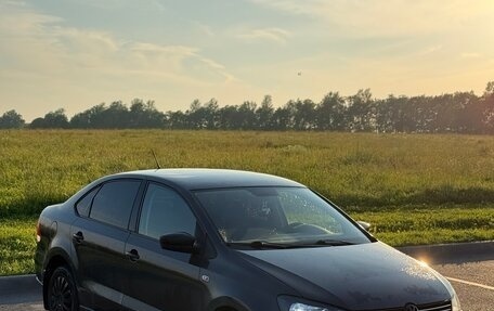 Volkswagen Polo VI (EU Market), 2010 год, 890 000 рублей, 1 фотография