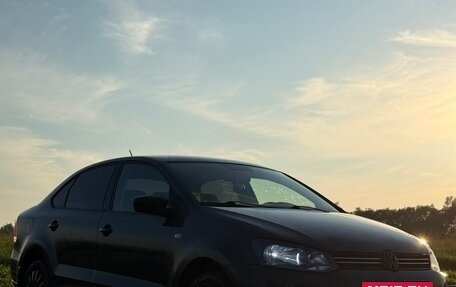 Volkswagen Polo VI (EU Market), 2010 год, 890 000 рублей, 2 фотография