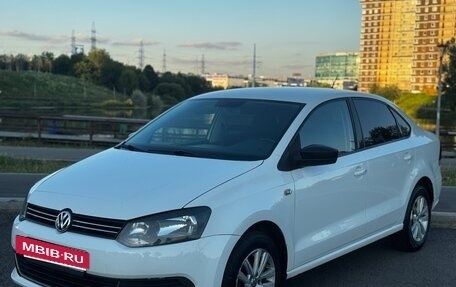 Volkswagen Polo VI (EU Market), 2013 год, 750 000 рублей, 3 фотография