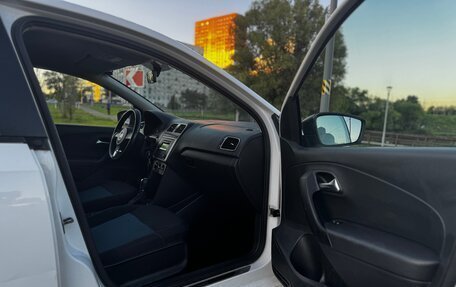 Volkswagen Polo VI (EU Market), 2013 год, 750 000 рублей, 18 фотография