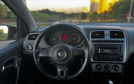 Volkswagen Polo VI (EU Market), 2013 год, 750 000 рублей, 22 фотография
