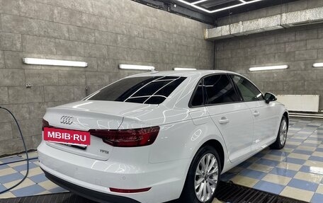 Audi A4, 2018 год, 2 330 000 рублей, 6 фотография