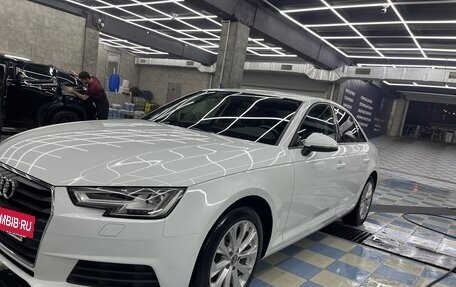 Audi A4, 2018 год, 2 330 000 рублей, 2 фотография