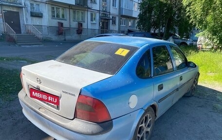 Opel Vectra B рестайлинг, 1996 год, 55 000 рублей, 4 фотография