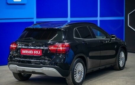 Mercedes-Benz GLA, 2017 год, 2 400 000 рублей, 7 фотография