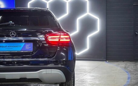 Mercedes-Benz GLA, 2017 год, 2 400 000 рублей, 22 фотография