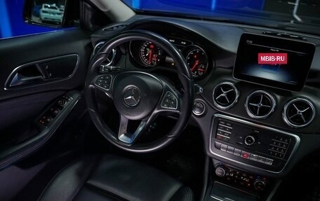 Mercedes-Benz GLA, 2017 год, 2 400 000 рублей, 25 фотография