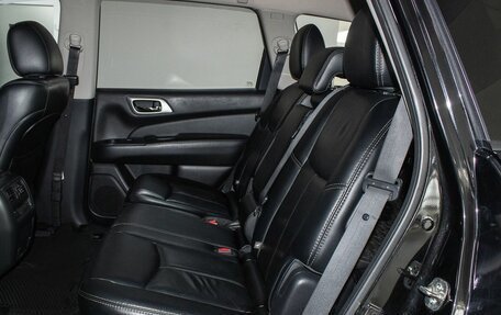 Nissan Pathfinder, 2015 год, 1 670 000 рублей, 12 фотография