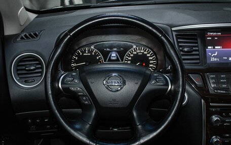 Nissan Pathfinder, 2015 год, 1 670 000 рублей, 14 фотография