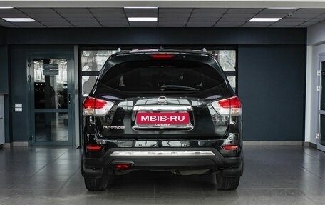Nissan Pathfinder, 2015 год, 1 670 000 рублей, 4 фотография