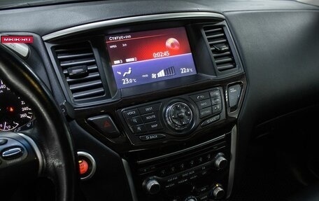 Nissan Pathfinder, 2015 год, 1 670 000 рублей, 18 фотография