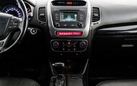KIA Sorento II рестайлинг, 2016 год, 1 999 000 рублей, 14 фотография