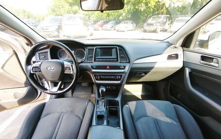 Hyundai Sonata VII, 2019 год, 800 000 рублей, 13 фотография