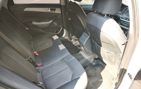 Hyundai Sonata VII, 2019 год, 800 000 рублей, 18 фотография