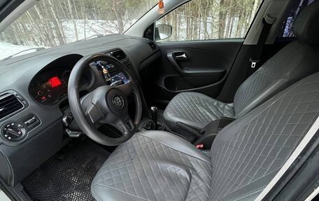 Volkswagen Polo VI (EU Market), 2011 год, 600 000 рублей, 8 фотография