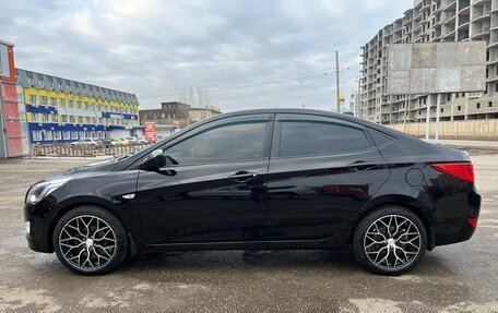 Hyundai Solaris II рестайлинг, 2014 год, 880 000 рублей, 11 фотография