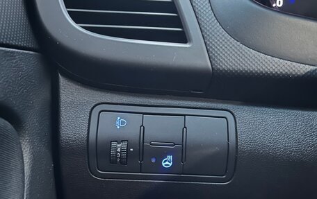 Hyundai Solaris II рестайлинг, 2014 год, 880 000 рублей, 14 фотография