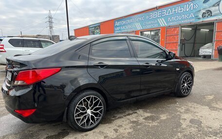 Hyundai Solaris II рестайлинг, 2014 год, 880 000 рублей, 7 фотография