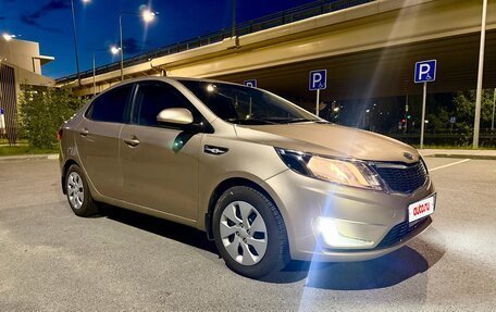 KIA Rio III рестайлинг, 2011 год, 900 000 рублей, 3 фотография