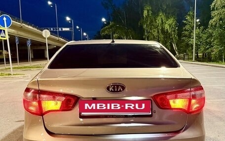KIA Rio III рестайлинг, 2011 год, 900 000 рублей, 4 фотография