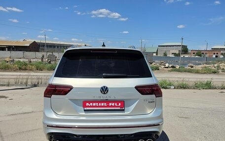 Volkswagen Tiguan II, 2021 год, 3 700 000 рублей, 2 фотография