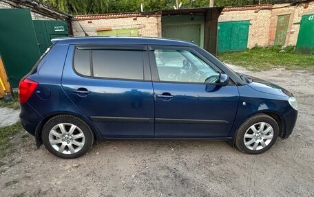 Skoda Fabia II, 2008 год, 630 000 рублей, 3 фотография