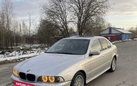 BMW 5 серия, 2002 год, 750 000 рублей, 3 фотография