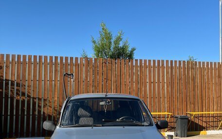 Chevrolet Niva I рестайлинг, 2004 год, 135 000 рублей, 2 фотография