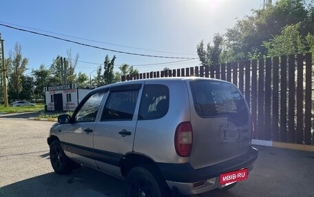 Chevrolet Niva I рестайлинг, 2004 год, 135 000 рублей, 6 фотография