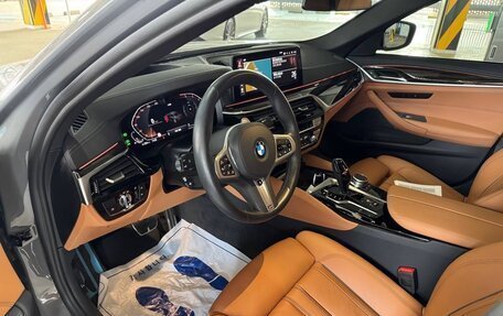 BMW 5 серия, 2021 год, 6 950 000 рублей, 21 фотография