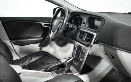 Volvo V40 Cross Country I, 2016 год, 1 347 989 рублей, 9 фотография