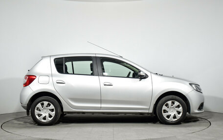 Renault Sandero II рестайлинг, 2015 год, 948 790 рублей, 2 фотография