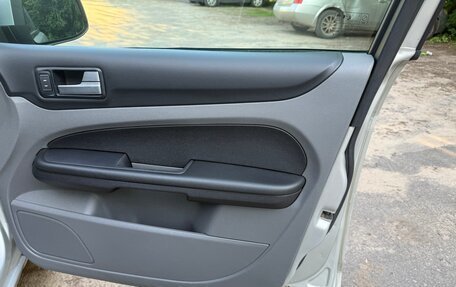 Ford Focus II рестайлинг, 2009 год, 425 000 рублей, 23 фотография
