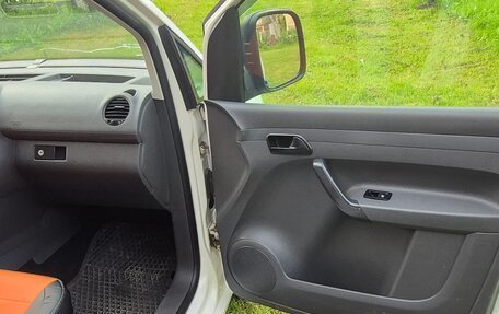 Volkswagen Caddy III рестайлинг, 2012 год, 600 000 рублей, 7 фотография