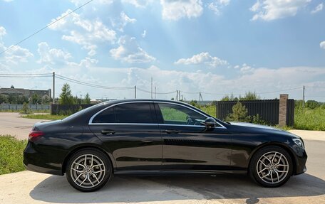 Mercedes-Benz E-Класс, 2022 год, 3 750 000 рублей, 18 фотография