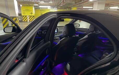 Mercedes-Benz E-Класс, 2022 год, 3 750 000 рублей, 17 фотография