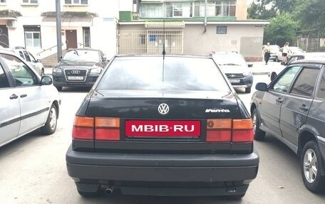 Volkswagen Vento, 1992 год, 400 000 рублей, 3 фотография