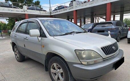 Toyota Harrier, 2000 год, 641 000 рублей, 19 фотография