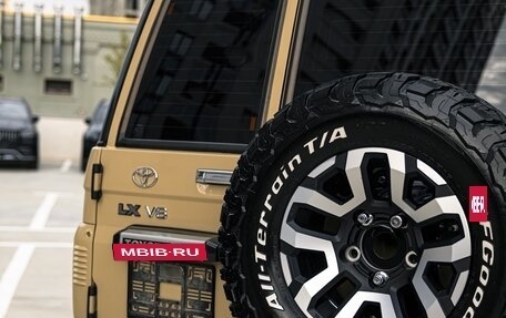 Toyota Land Cruiser 70, 2025 год, 12 800 000 рублей, 10 фотография