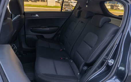 KIA Sportage IV рестайлинг, 2019 год, 1 810 000 рублей, 9 фотография