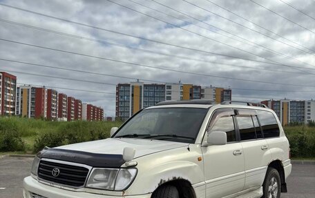 Toyota Land Cruiser 100 рестайлинг 2, 1998 год, 950 000 рублей, 4 фотография
