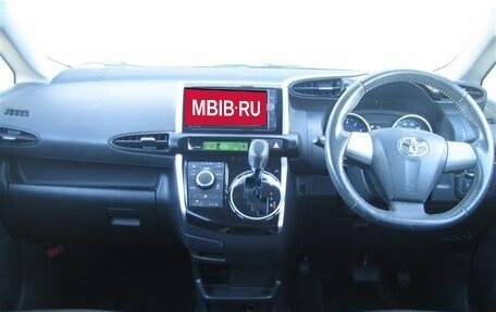 Toyota Wish II, 2016 год, 1 195 000 рублей, 5 фотография
