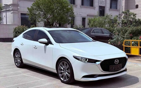 Mazda 3, 2023 год, 1 600 000 рублей, 2 фотография