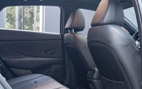 Hyundai Elantra, 2023 год, 1 490 000 рублей, 17 фотография