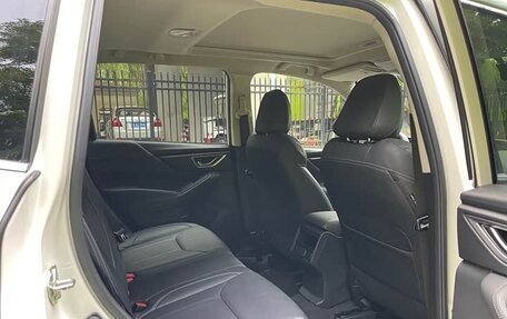 Subaru Forester, 2020 год, 2 340 000 рублей, 10 фотография