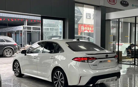 Toyota Corolla, 2022 год, 1 350 000 рублей, 6 фотография