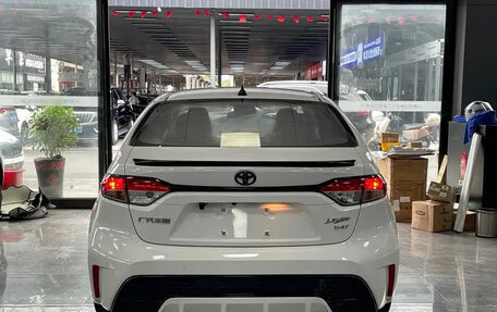 Toyota Corolla, 2022 год, 1 350 000 рублей, 5 фотография