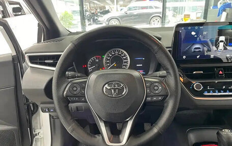 Toyota Corolla, 2022 год, 1 350 000 рублей, 7 фотография
