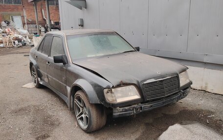Mercedes-Benz E-Класс, 1992 год, 350 000 рублей, 2 фотография