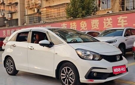 Honda Fit, 2022 год, 990 004 рублей, 3 фотография